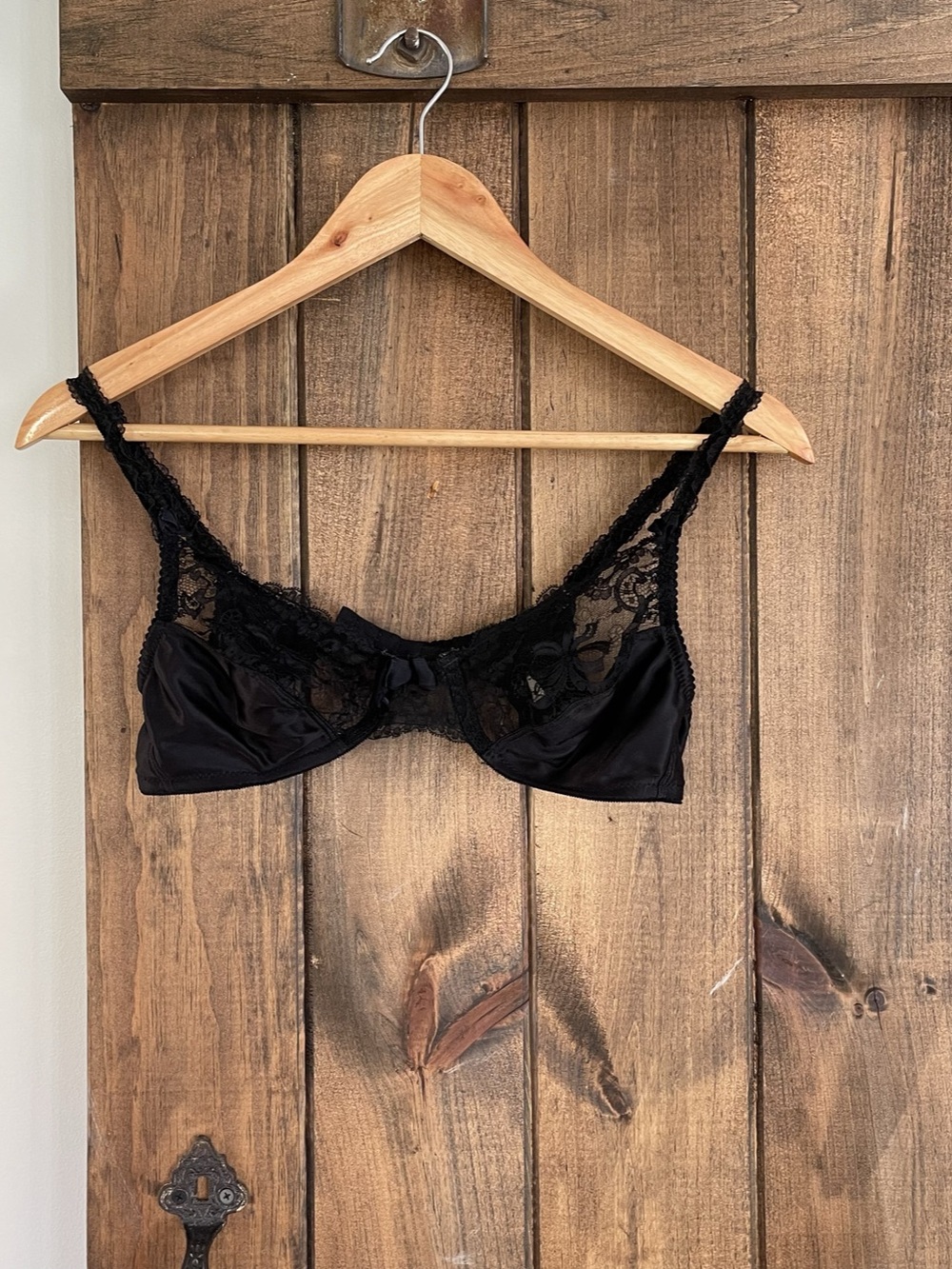Vintage 90's La Perla Black Label Black Lace & Bow Bra 3 = 36 Whimsigoth Vamp